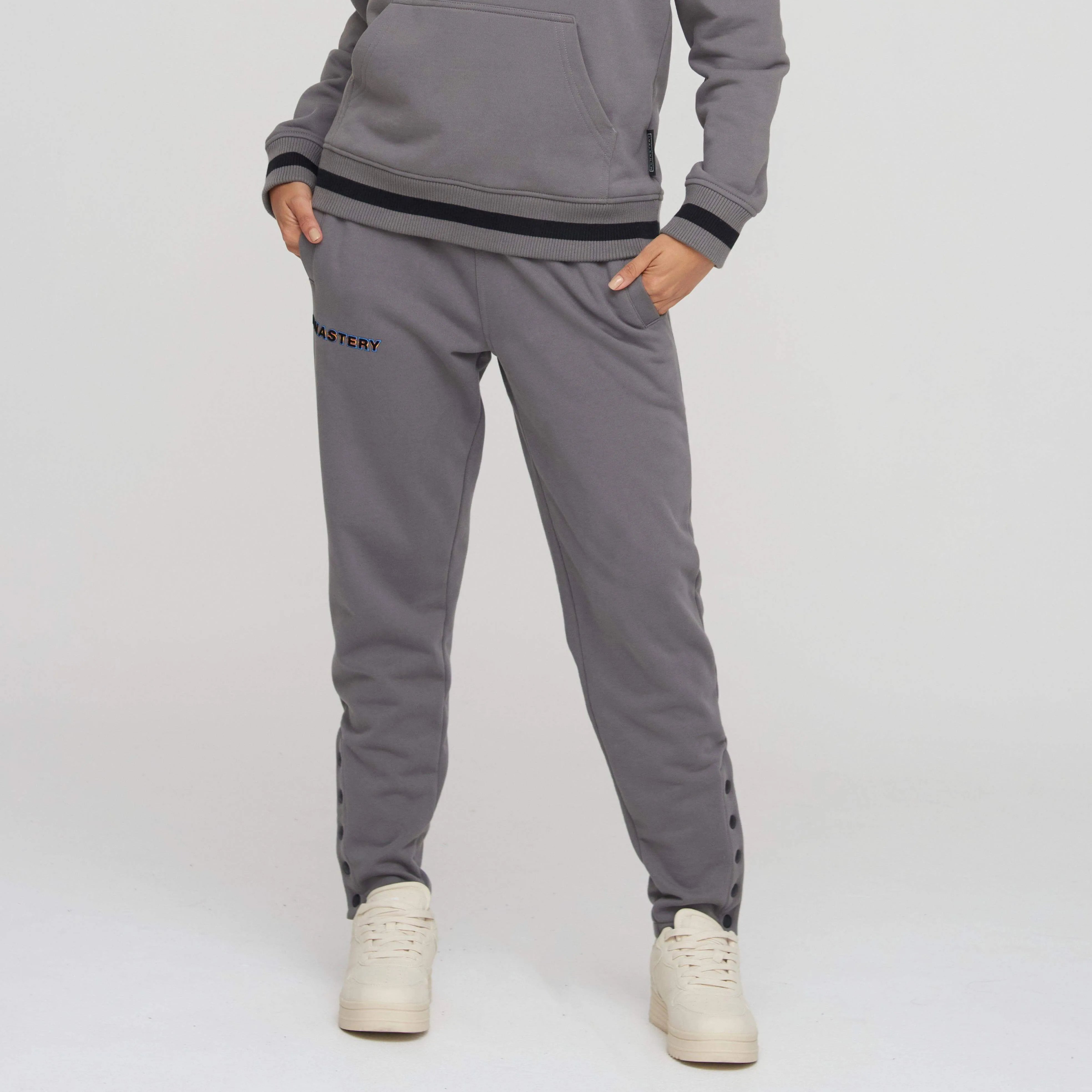 AQUILA GRAY JOGGER