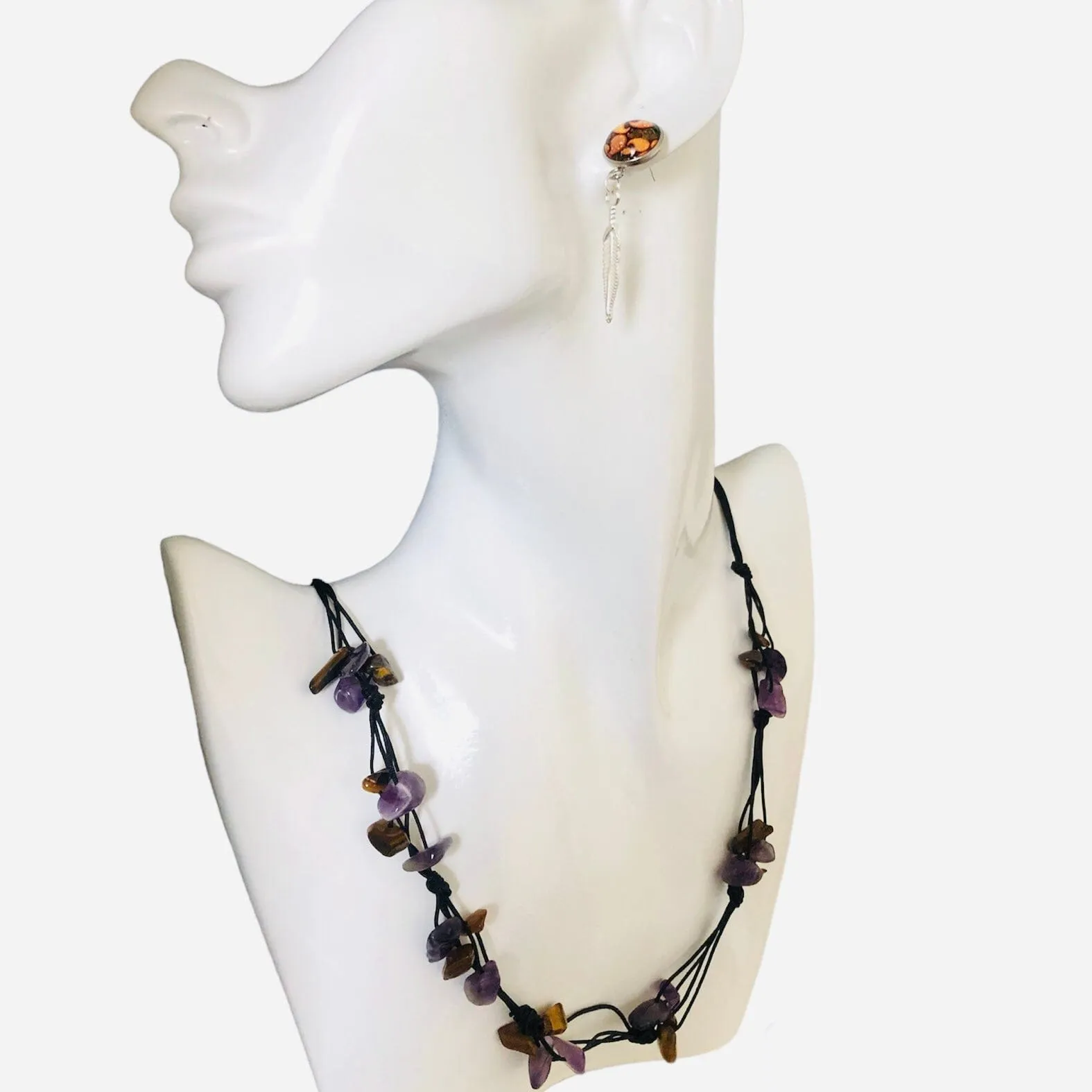 Beaded Necklace with Amethyst and Tiger Eye Chips