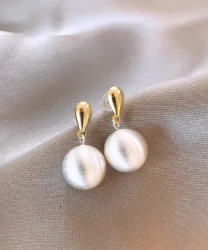 Beautiful White Metal Alloy Spherical Drop Earrings WH009