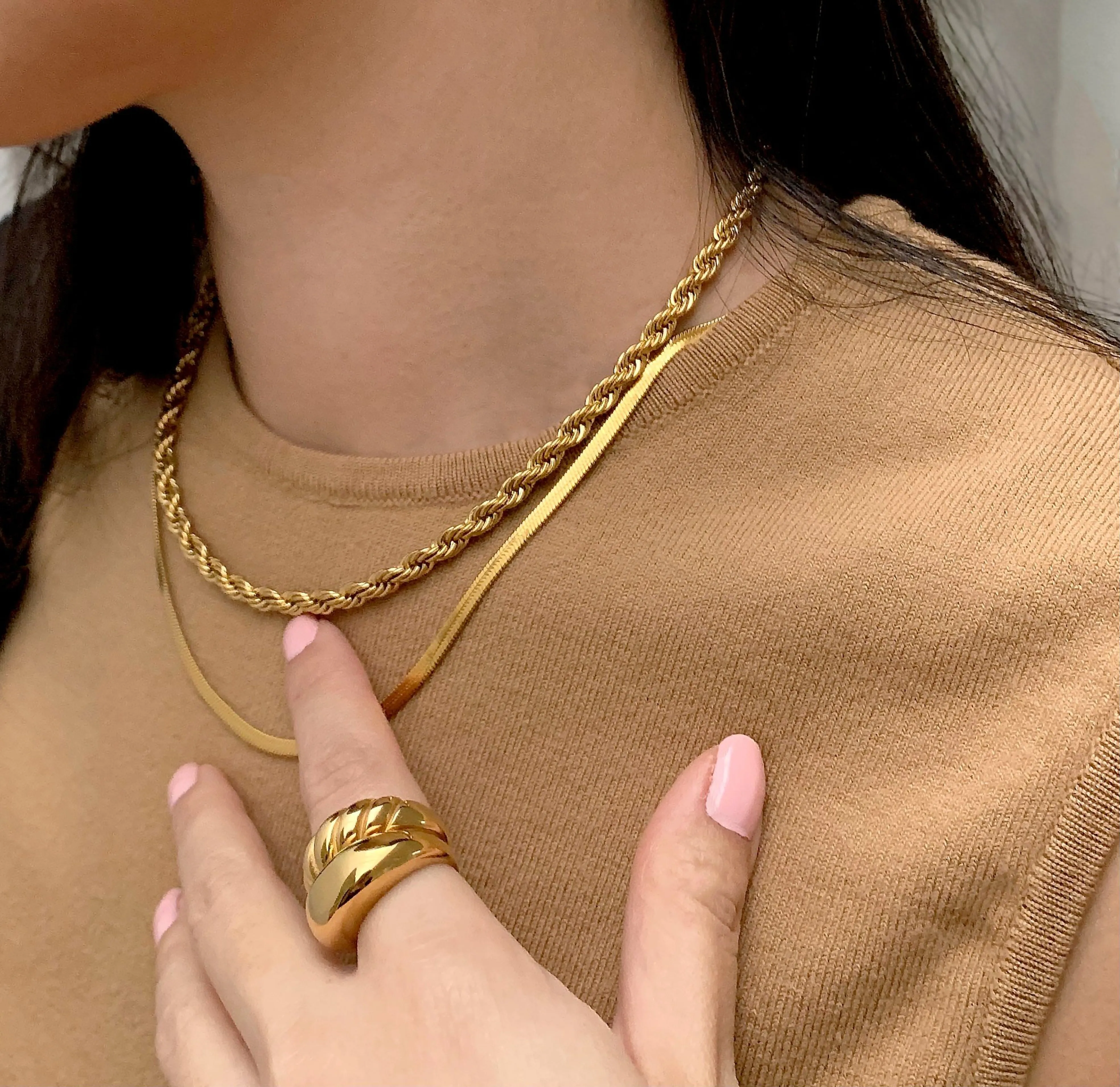 BECCA GOLD SNAKE CHAIN NECKLACE