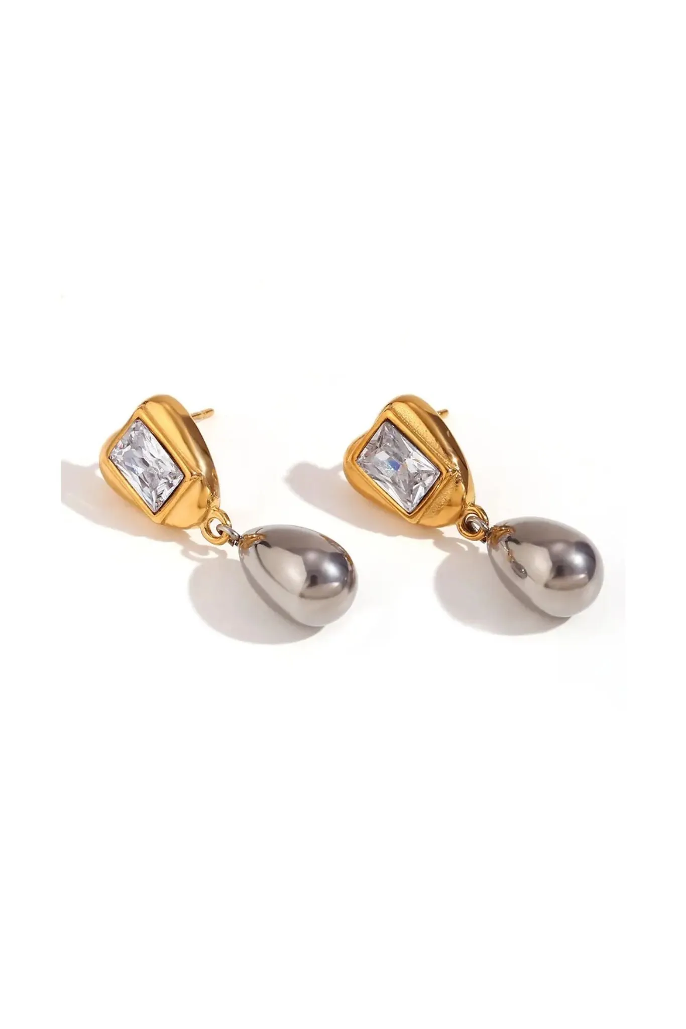 Belén Two-Tone Bezel Drop Earrings