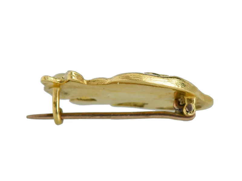 Charming Antique Mouse Brooch in Gold