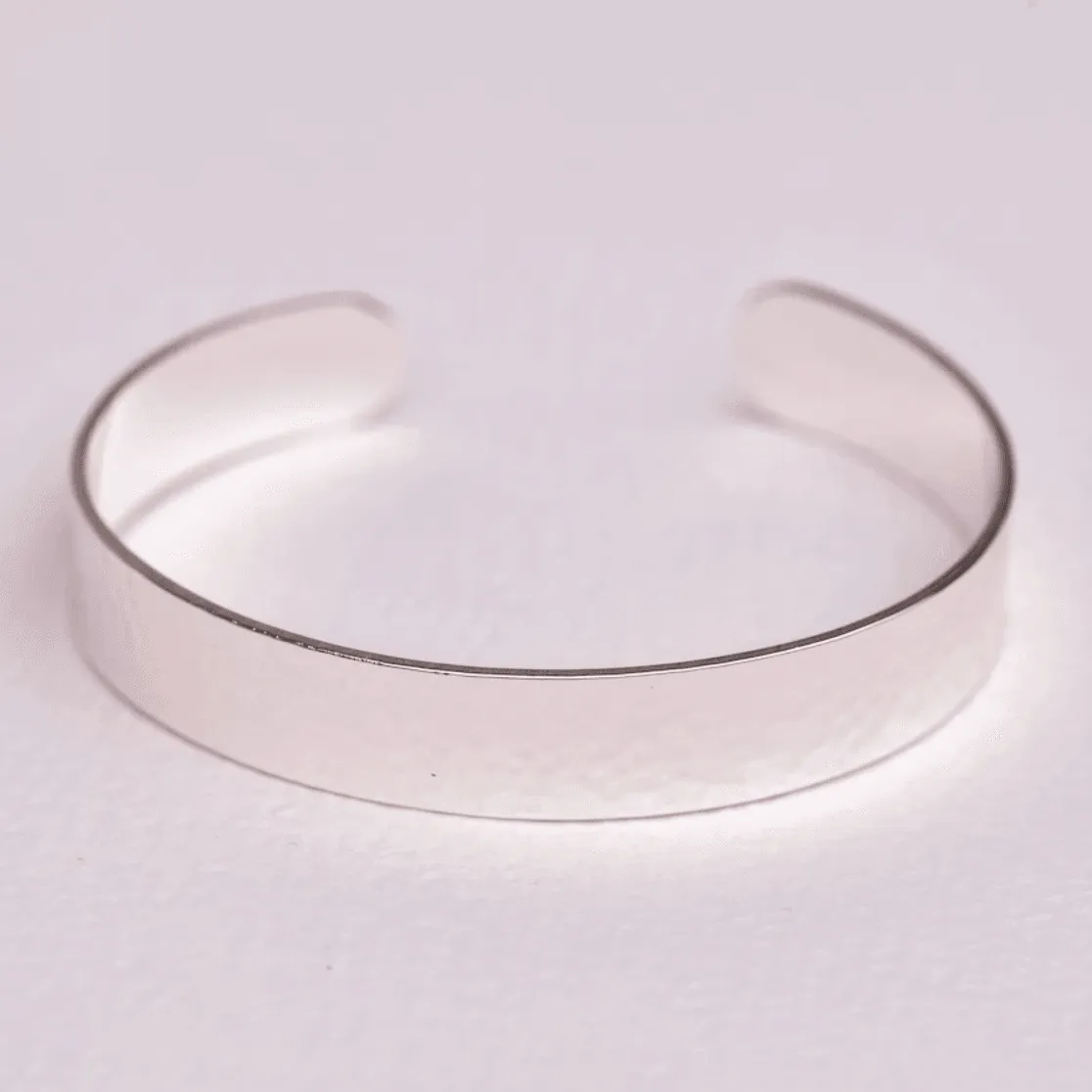 Hammered Bangle | Silver