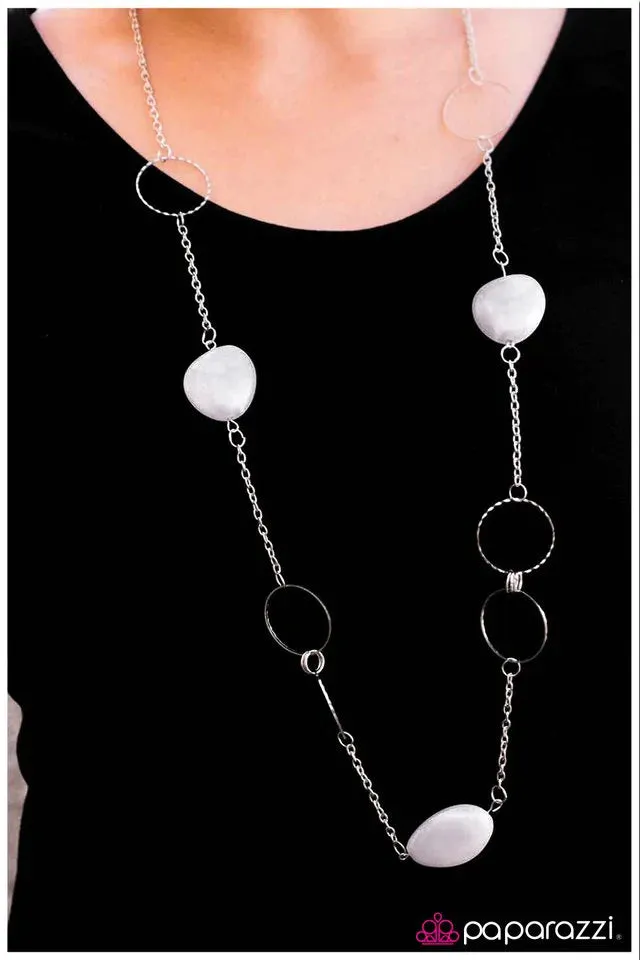 Paparazzi Necklace ~ Innocent and Illustrious - White