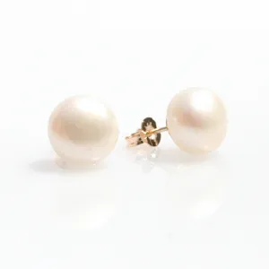 Pearl Studs 8mm set in 9ct Gold