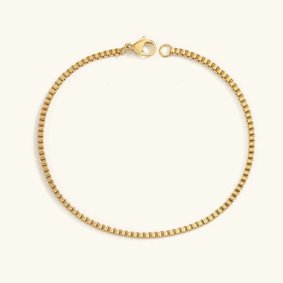 Victoria Gold Chain Bracelet