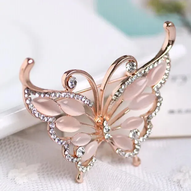 zlxgirl Gold color Butterfly Brooches Pins Accessories Fashion Women Rhinestone Brooch pins Best Bridal Jewelry Party Gifts